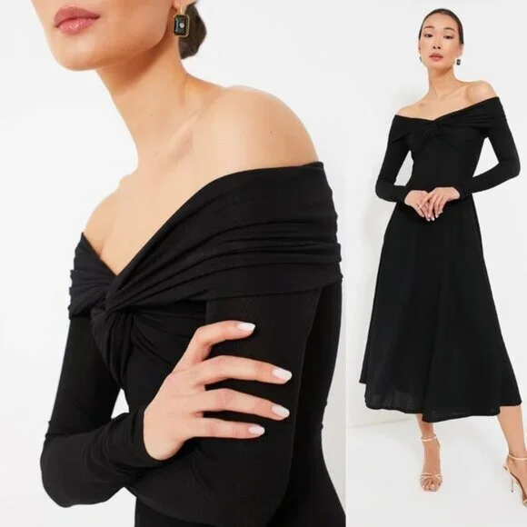 Moon River NEW Black Off the Shoulder Long Sleeve Jersey Knit Maxi Dress Size M - Picture 1 of 11